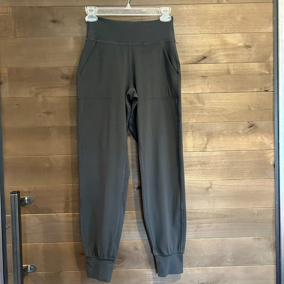 LULULEMON Align High Rise Jogger 28" Gray - NEW! - Picture 2 of 5